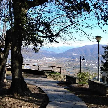 La Casa Di Eva Vezzano Ligure
